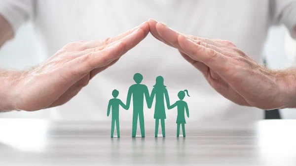 Criação de um percurso on-line de definição de necessidades e cotação para seguros de vida e saúde